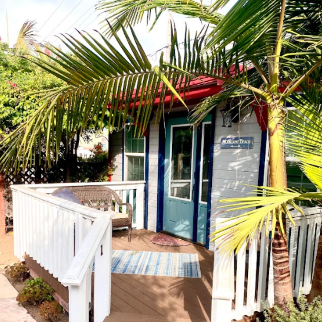Carlsbad Beach Recovery Sober Living - Bungalow
