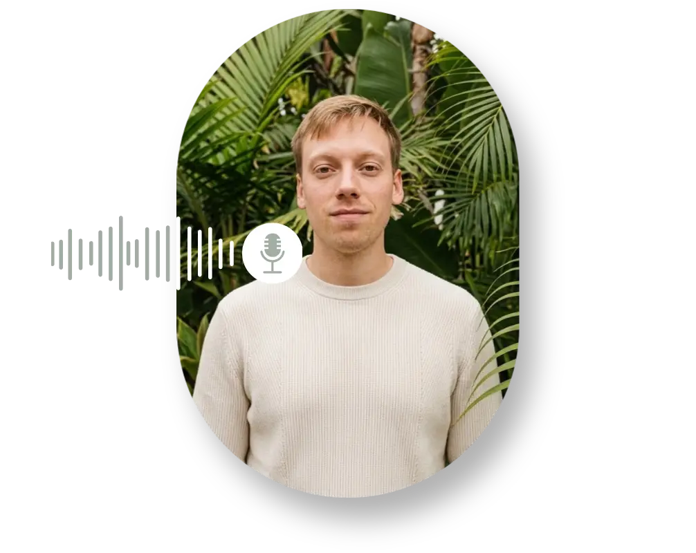 A photo of Rob a podcast host.